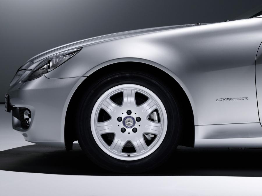  Mercedes-Benz SLK-Class 2005 года  (фото 3 из 259)